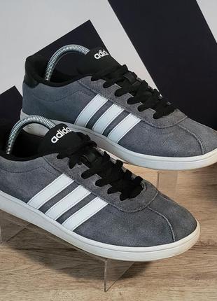 Кросівки adidas, 41 р