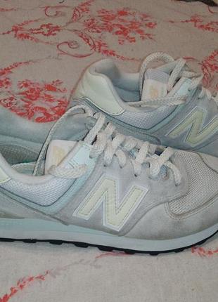 Кросівки new balance.