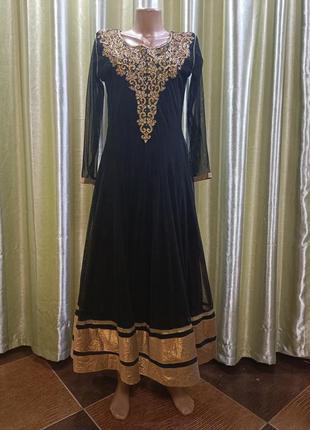 Східна сукня