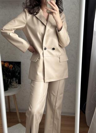 Костюм з екошкіри піджак штани шкіряні