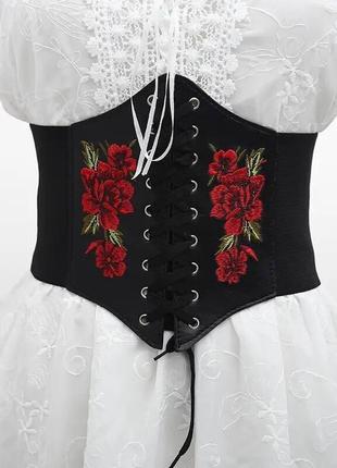 Корсет - пояс с вышивкой