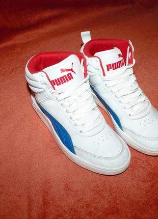 Кроссовки фирмы puma 38 размера по стельке 24 см.