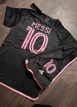 Футбольна форма inter miami kids kit”