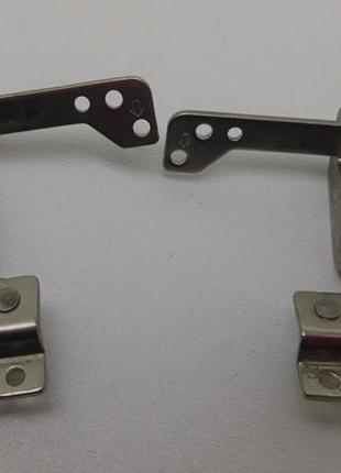 Петлі (пара) samsung r730, r780 б/в