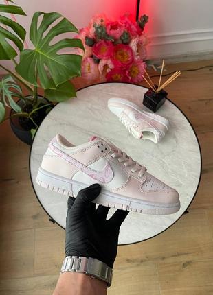 Nike dunk low essential paisley pack pink