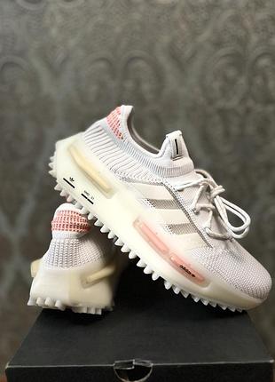 Кросівки adidas tint nmd_s19 фото