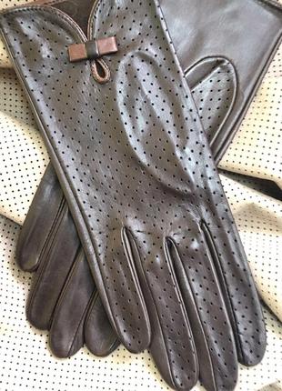 Женские кожаные перчатки без подкладки из натуральной кожи. цвет шоколад. размер 7,5"/20 см