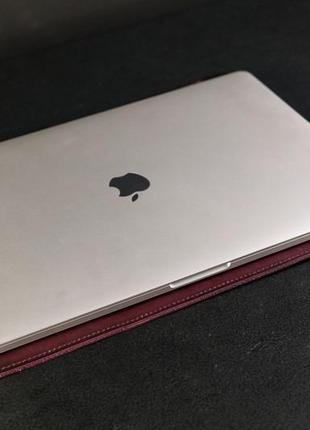 Кожаный чехол для macbook дизайн №1, натуральная кожа итальянский краст, цвет бордо4 фото