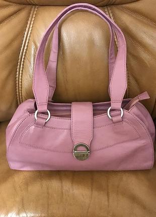 Сумка объемная стильная кожаная брендовая