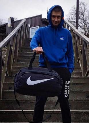 Сумка чорна спортивна, дорожня, для тренувань, подорожей nike найк