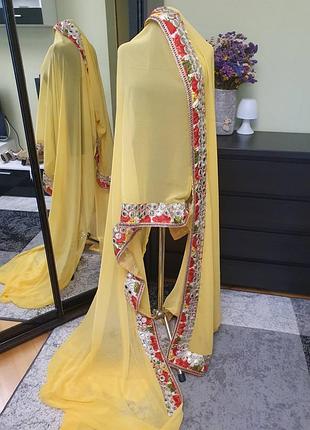 Красивое индийское сари