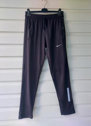 Подростковые спортивные штаны nike