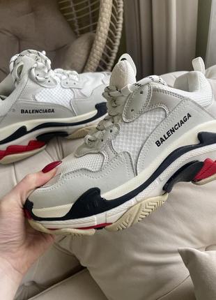 Кроссовки balensiaga triple s 39