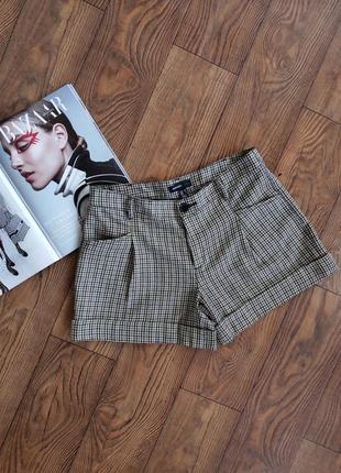 Класичні шорти в клітинку