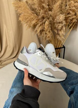 Valentino garavani white 36