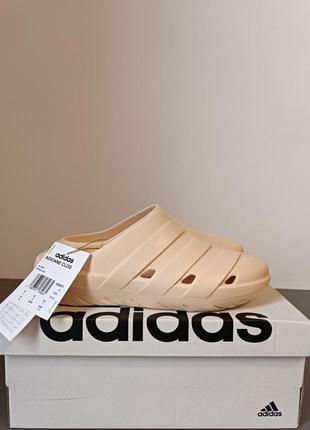 Шлепанцы, сланцы adidas р.38,39