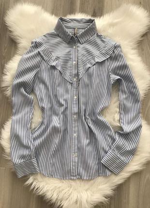 Нежная женская блуза/рубашка в полоску stradivarius. привезена с испании.