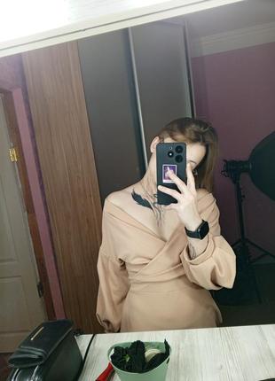 "поджиг" а не просто платье