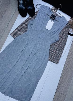 Нова сіра трикотажна сукня zara l плаття а силуету коротке плаття з вирізом