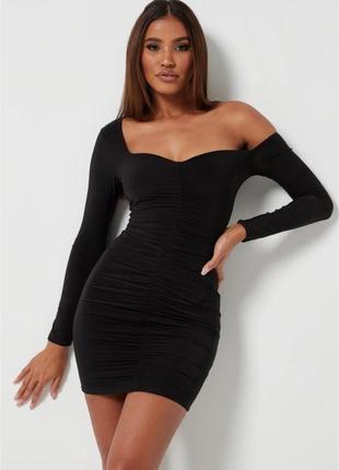 Трендова асиметрична сукня по фігурі коротка чорна з довгими рукавами m l missguided