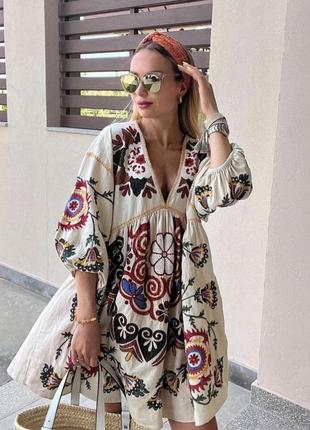 Zara невероятное платье с вышивкой в украинском стиле
