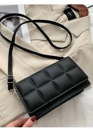 Тренд стильна стьобана чорна жіноча сумка на плече крос боді екошкіра