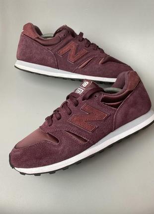 Жіночі кросівки new balance 373