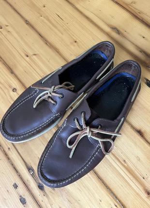 Sperry top siders