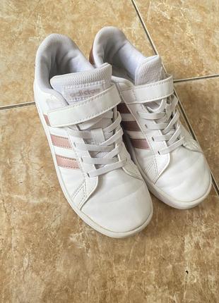 Кросівки для дівчинки 33розмір