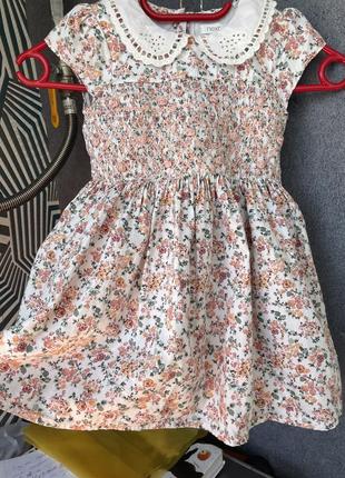 Нереально гарна сукня для дівчинки 3-4 р літнє плаття