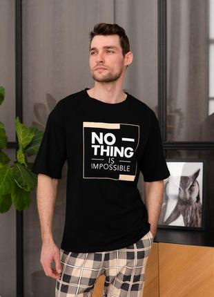 Чоловіча бавовняна піжама домашній чоловічий піжамний комплект штани в карту та чорна футболка з принтом2 фото