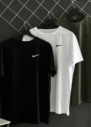 Комплект із трьох футболок nike чорна біла хакі футболка найк
