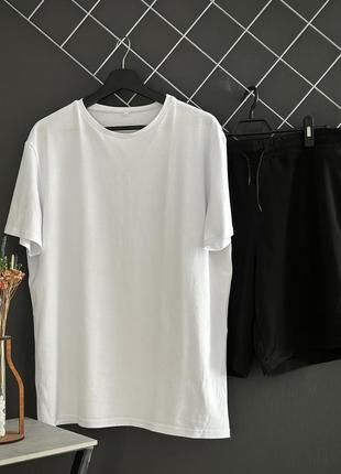 Мужской летний комплект шорты черные футболка белая спортивный комплект на лето