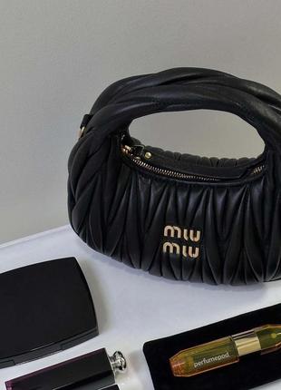 Сумка брендова miumiu, сумуа чорна, сумна тренд 2024