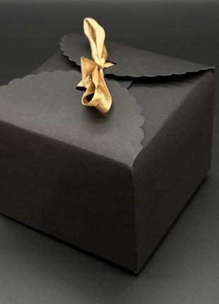 Збірні картонні коробки для подарунків. колір чорний. 12х12х9см