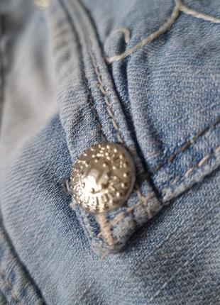 Andromeda джинсы женские с вышивкой3 фото