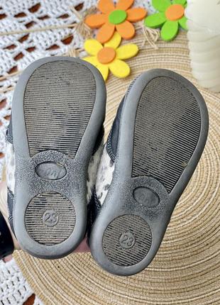 1+1=3 🇪🇺 кожаные ботиночки barefoot freemouss 23 р 14 см ботинки черевики черные леопардовые9 фото