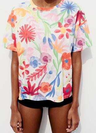Zara футболка с летним цветочным принтом, оригинал, в наличии