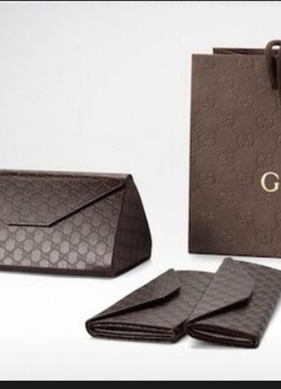 Шкіряний футляр для окулярів gucci