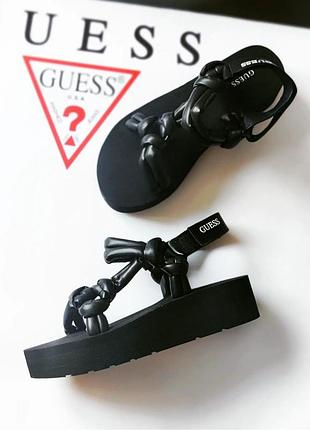 Босоніжки бренд guess розмір 7.5