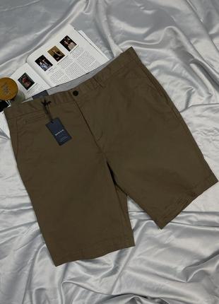 Новые шорты howick oakley slim chino biscuit