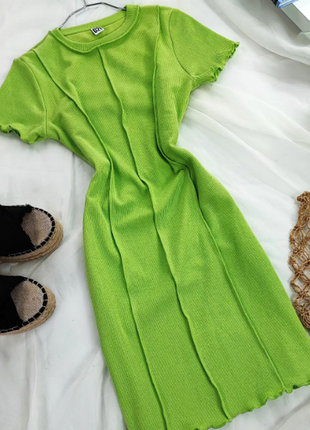 Салатова сукня в рубчик з акцентними швами george