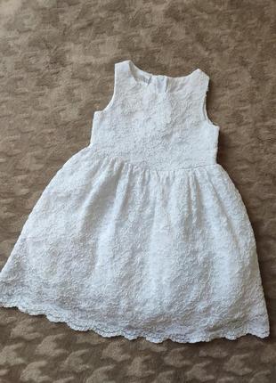 Нарядное платье на девочку 4-5 лет. выпускное платье. платечко белое