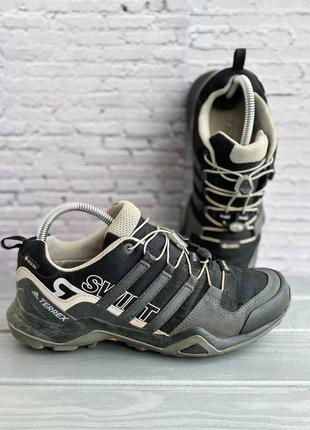 Кроссовки adidas terrex