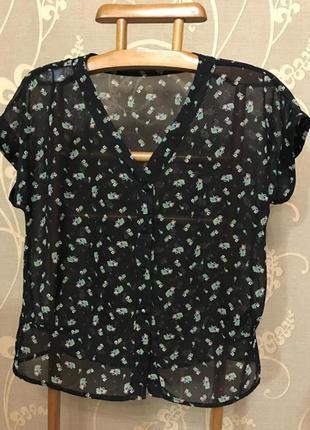 Очень красивая и стильная брендовая блузка в цветочках 19.