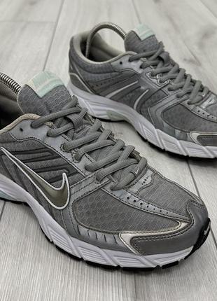 Жіночі кросівки nike air vapor quick (24,5 см)