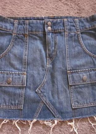 Коротка спідниця levis xs
