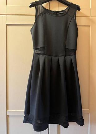 Черное женское платье cropp размера s