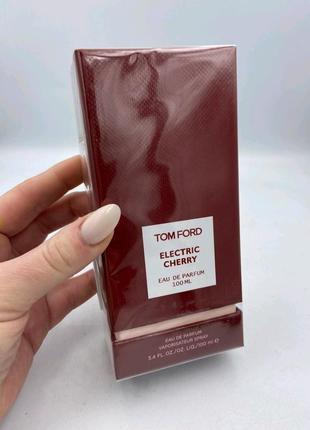 Парфюмированная вода  tom ford electric cherry