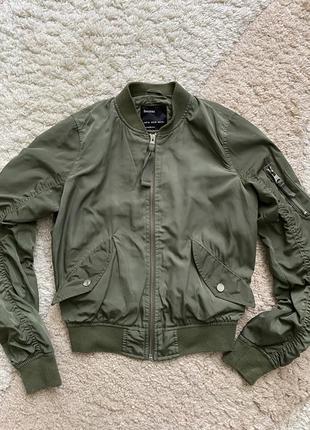 Куртка xs bershka